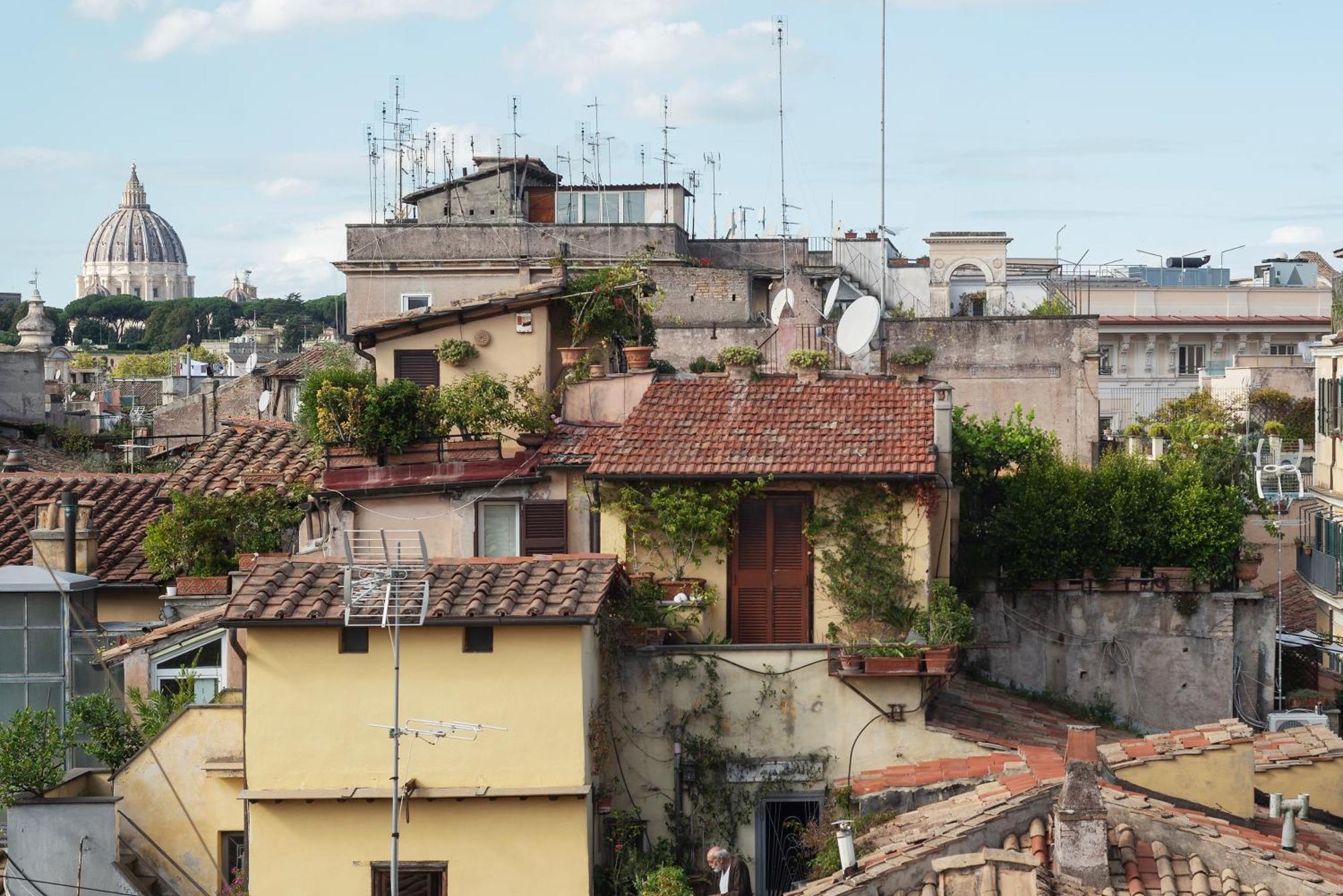 Apartment With Terrace In Via Del Pellegrino - Fromhometoローマ エクステリア 写真