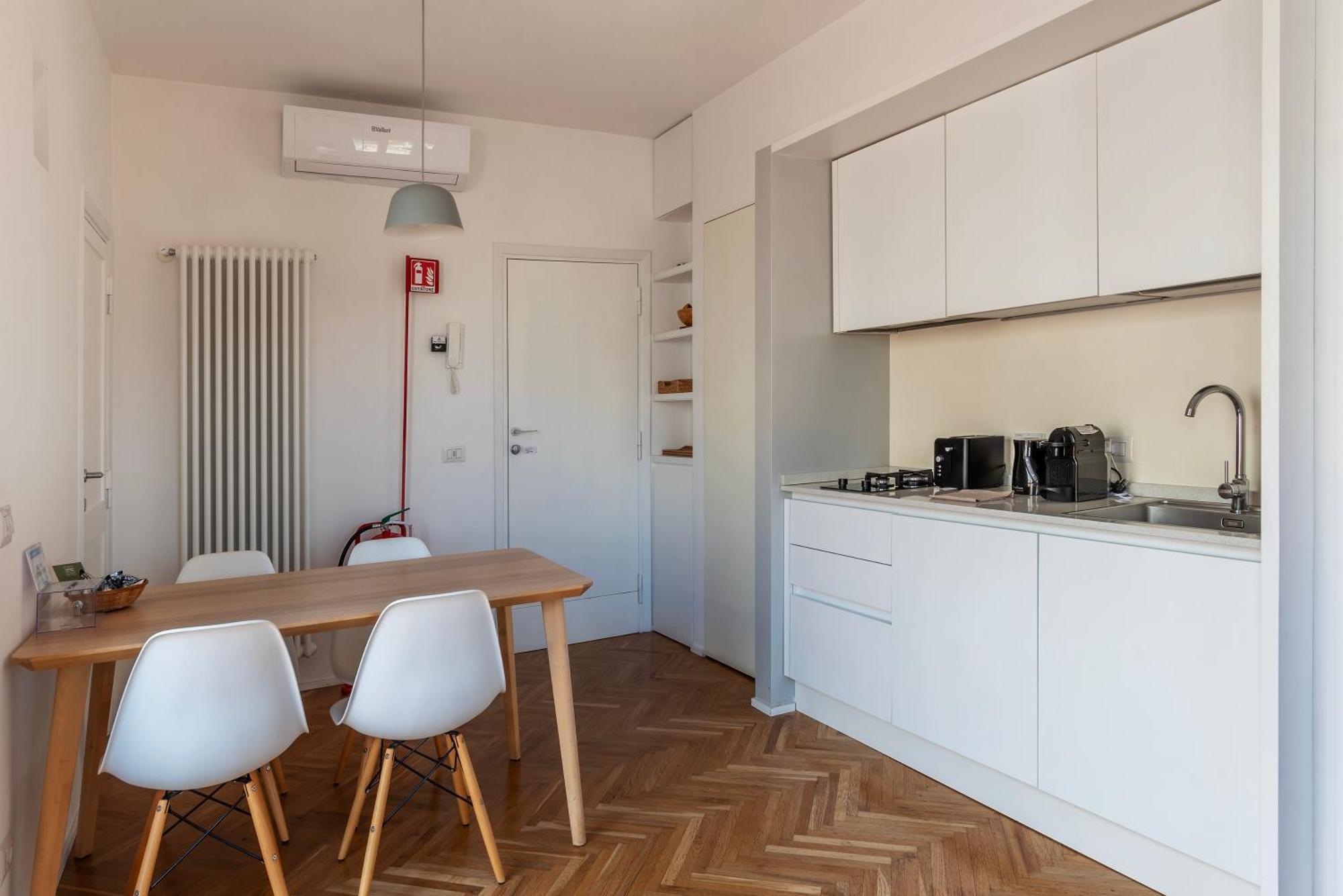 Apartment With Terrace In Via Del Pellegrino - Fromhometoローマ エクステリア 写真